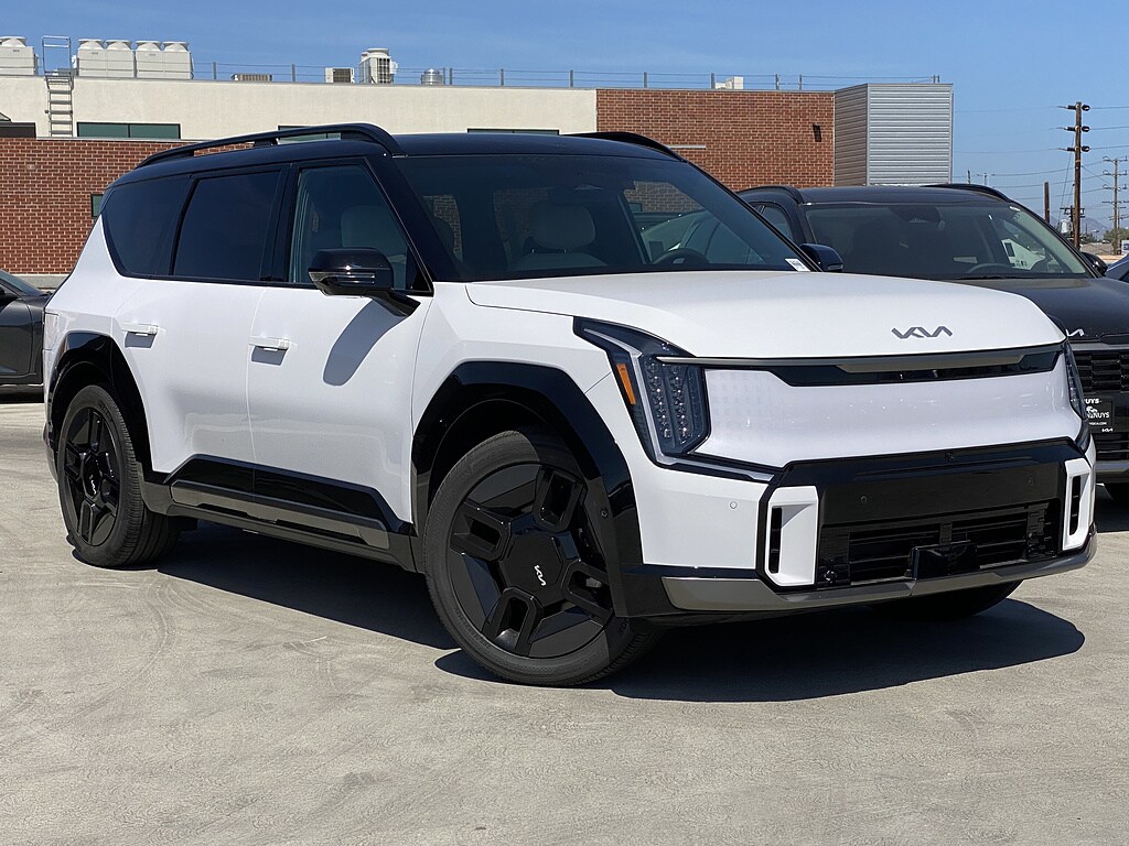 New 2026 Kia EV9 GT-Line