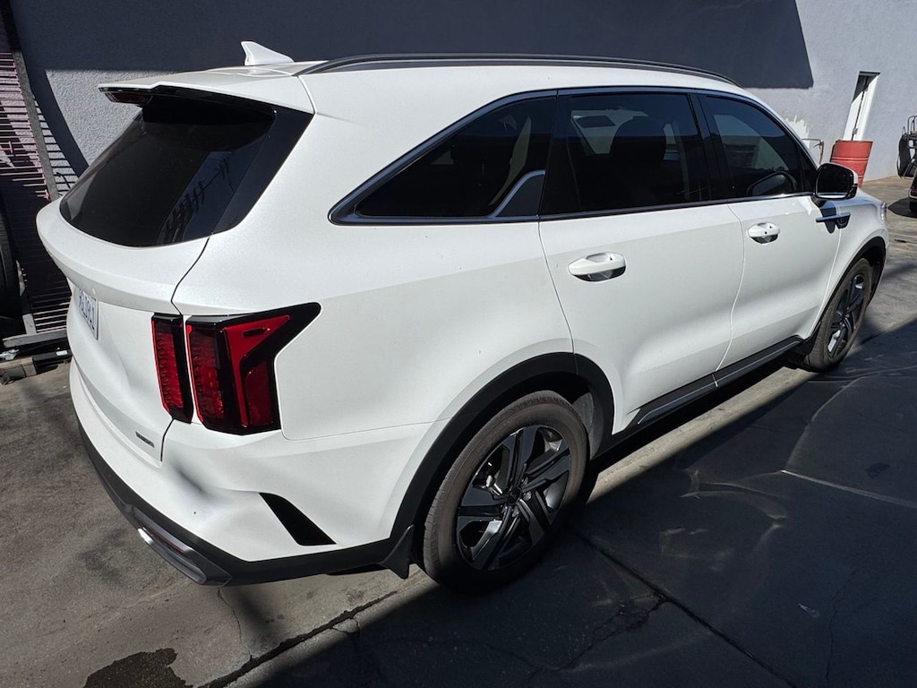 Used 2023 Kia Sorento Hybrid EX SUV