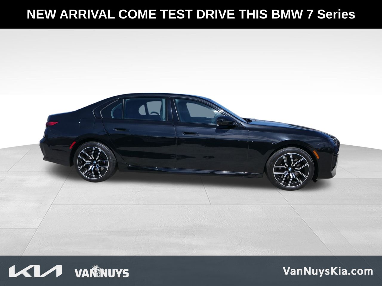 2024 Bmw 740i photo 2