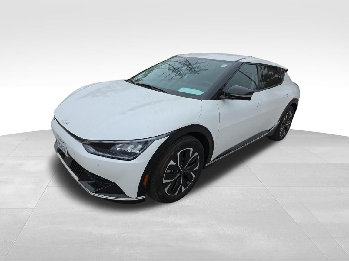 2024 Kia EV6 Wind photo 2