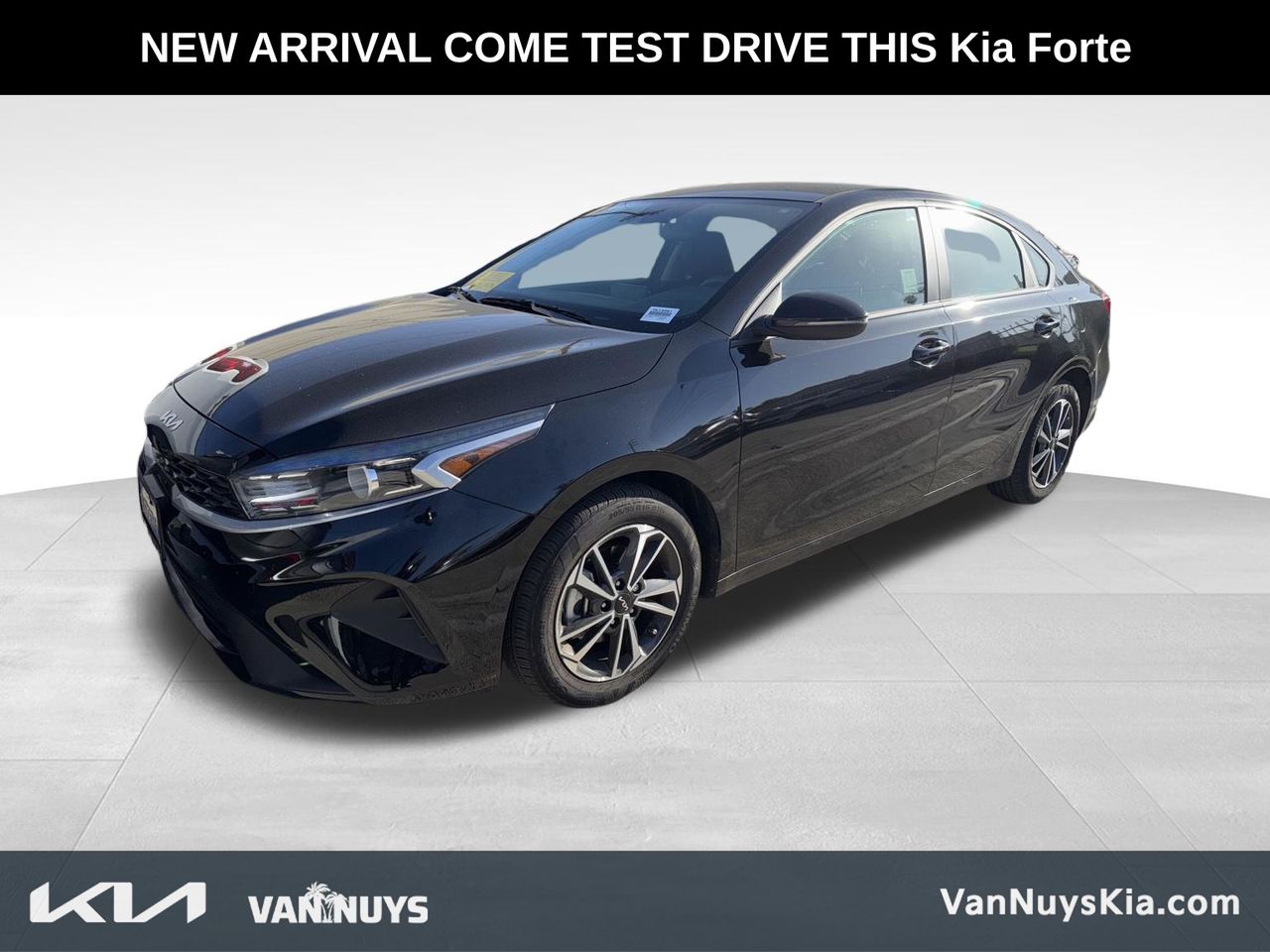 2024 Kia Forte LXS AT's photo