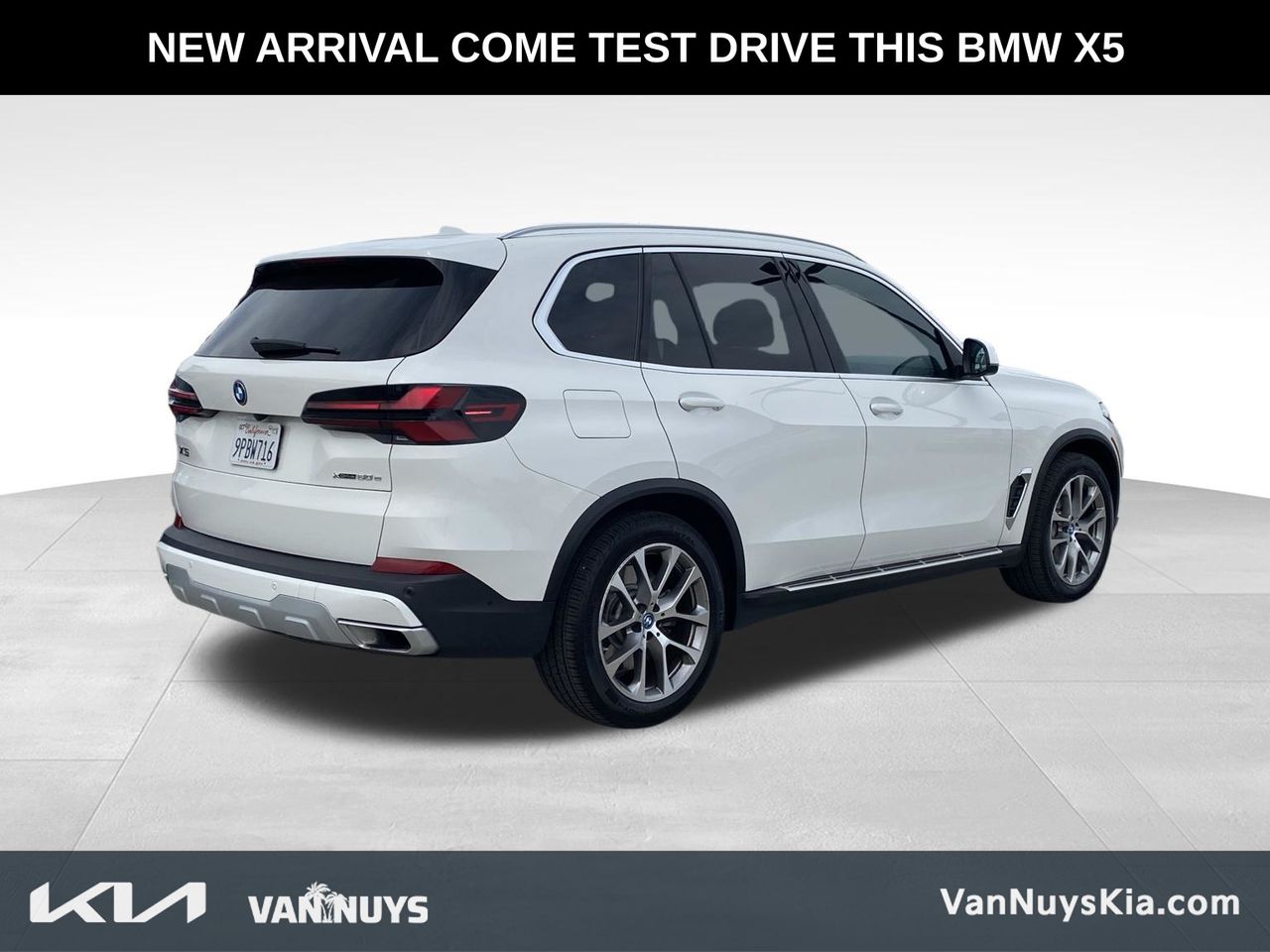 2025 BMW X5 xDrive50e photo 2
