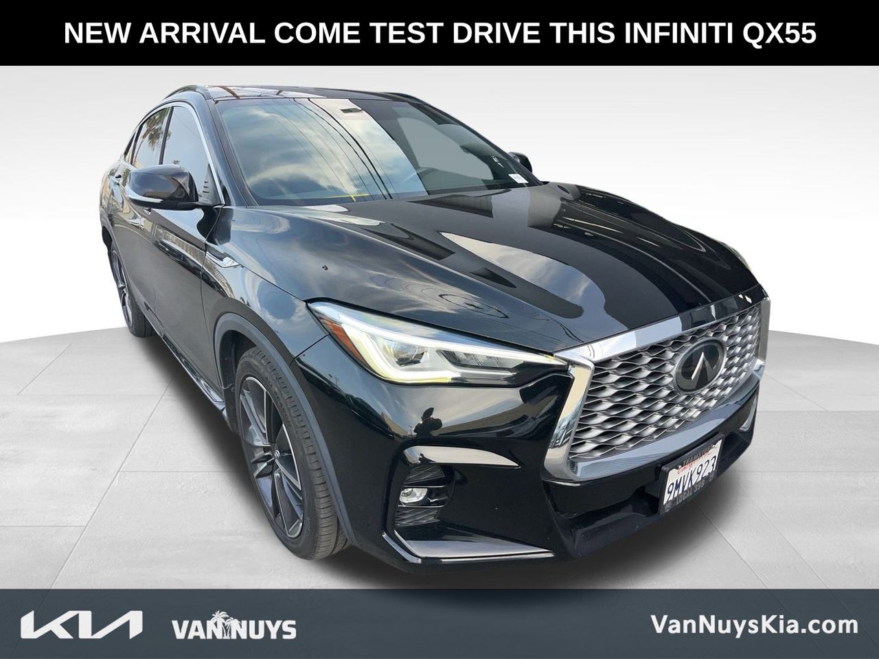 2022 Infiniti QX55 Luxe photo 3