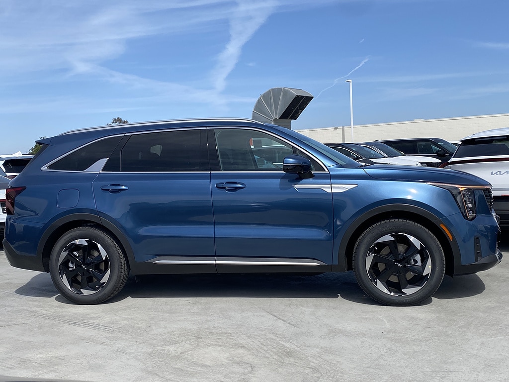 New 2026 Kia Sorento Hybrid EX SUV