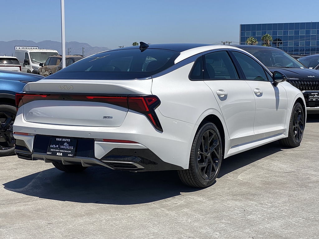 New 2026 Kia K5 GT-Line