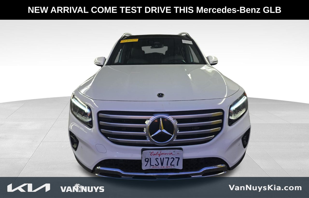 2025 Mercedes-Benz GLB GLB 250 photo 3