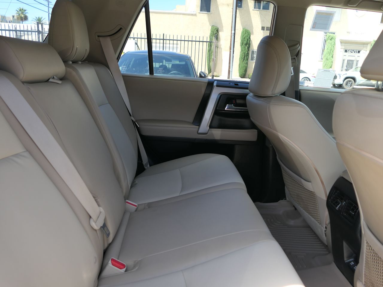 2022 Toyota 4Runner SR5 Premium - Photo 22