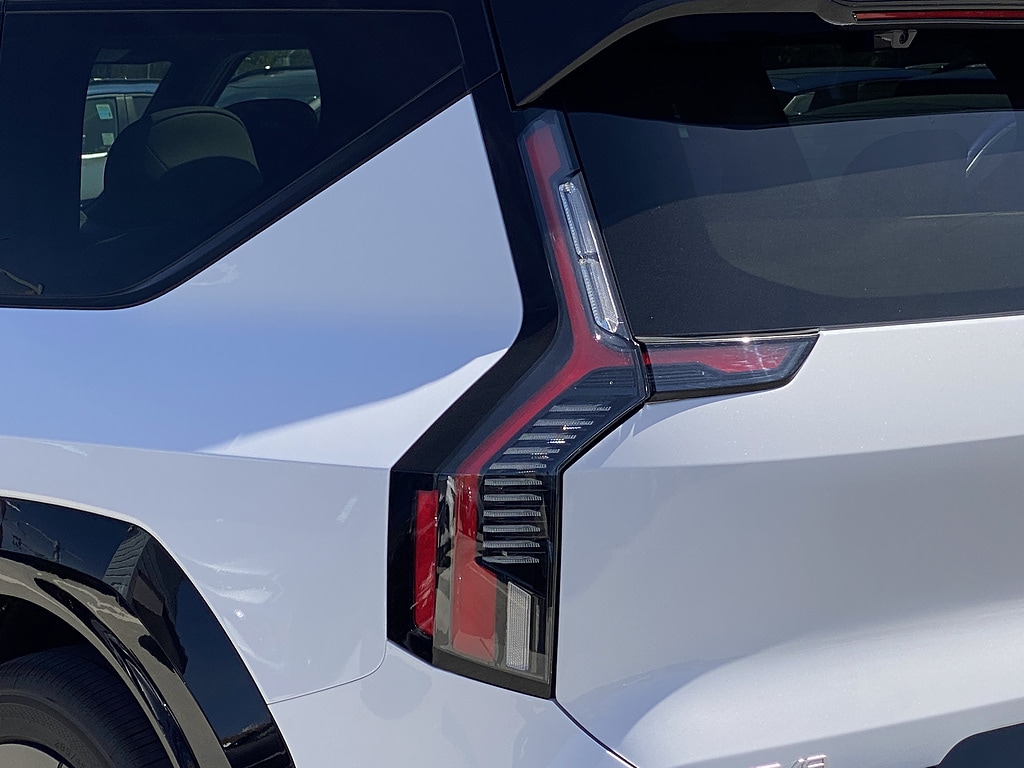 New 2026 Kia EV9 GT-Line