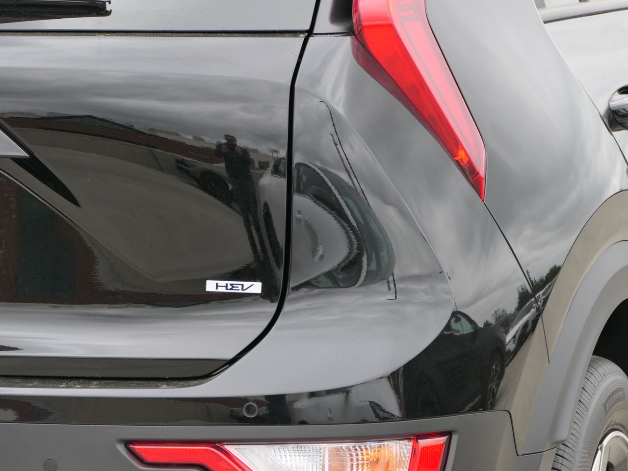 2025 Kia Niro EX photo 3