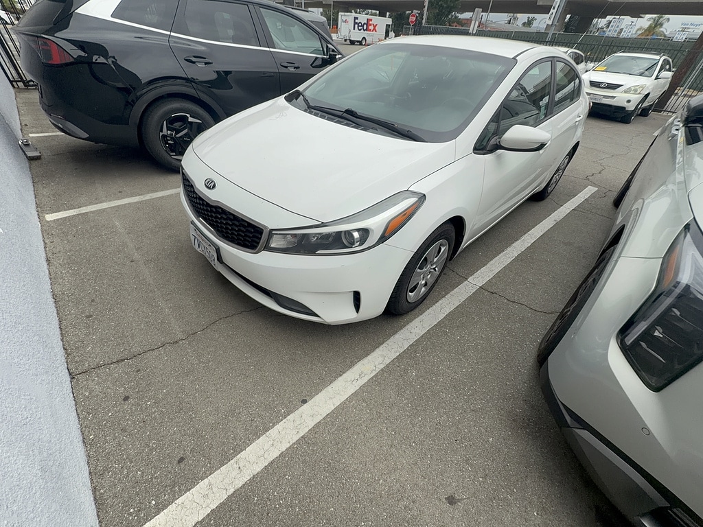 Used 2017 Kia Forte LX Sedan