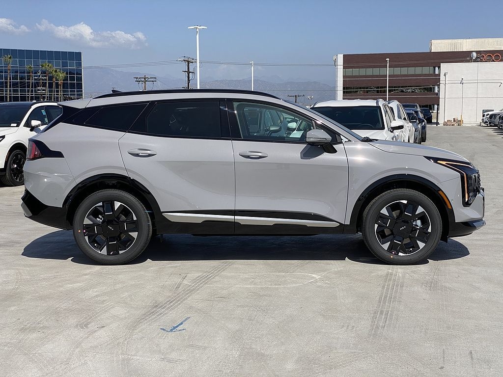 New 2026 Kia Sportage Hybrid SX-Prestige SUV