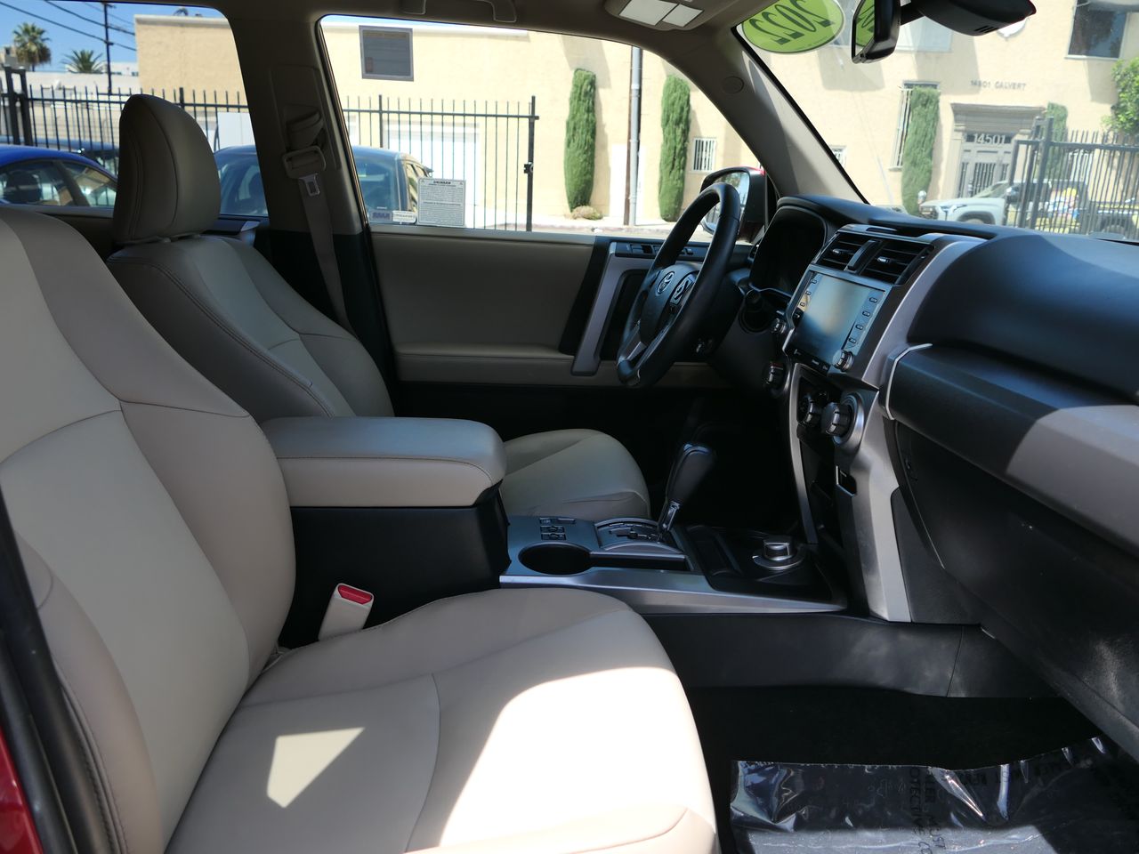 2022 Toyota 4Runner SR5 Premium - Photo 25