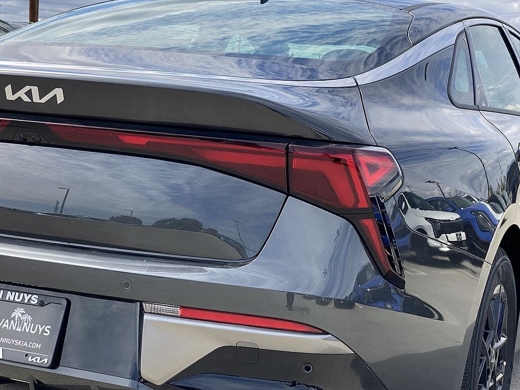 New 2026 Kia K5 LXS Sedan