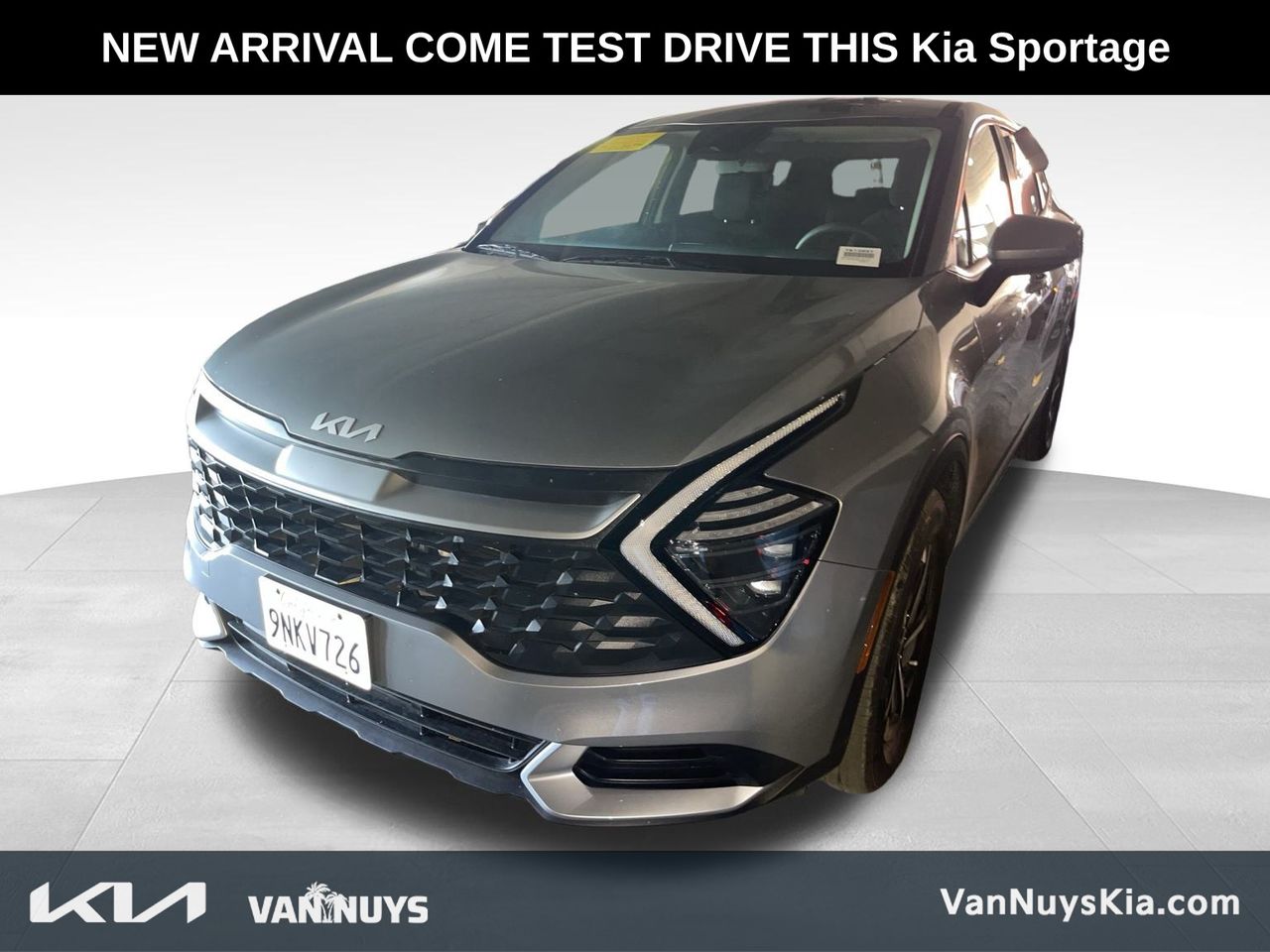 2025 Kia Sportage Hybrid LX photo 2