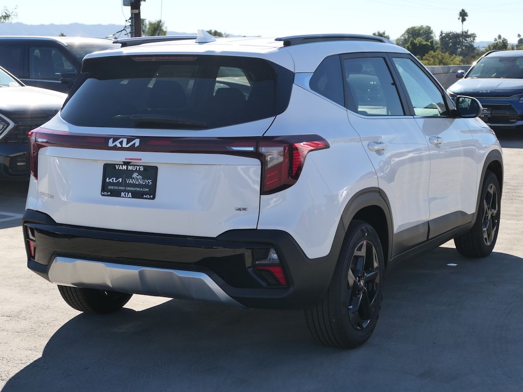 New 2026 Kia Seltos EX SUV