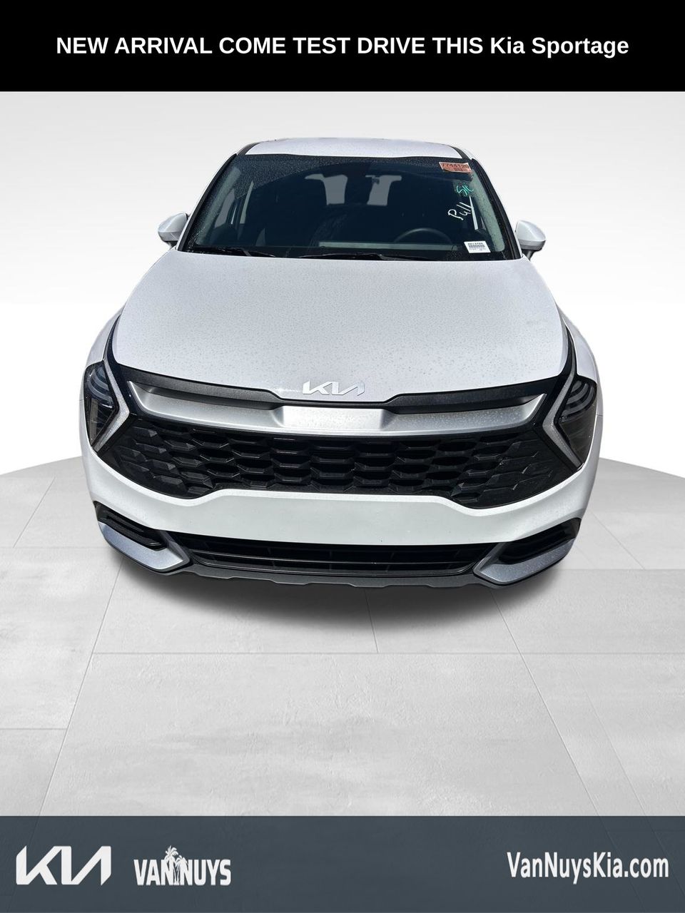 2025 Kia Sportage LX photo 2