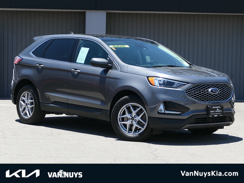 2023 Ford Edge SEL AWD's photo