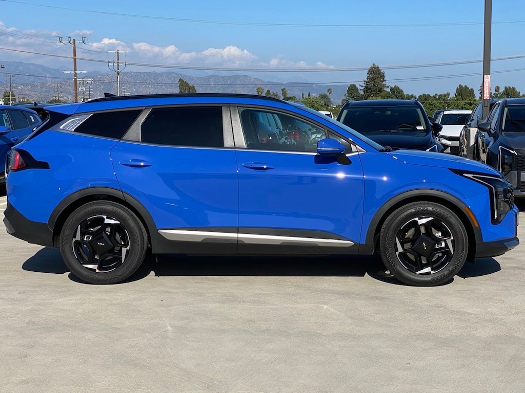 New 2026 Kia Sportage EX SUV