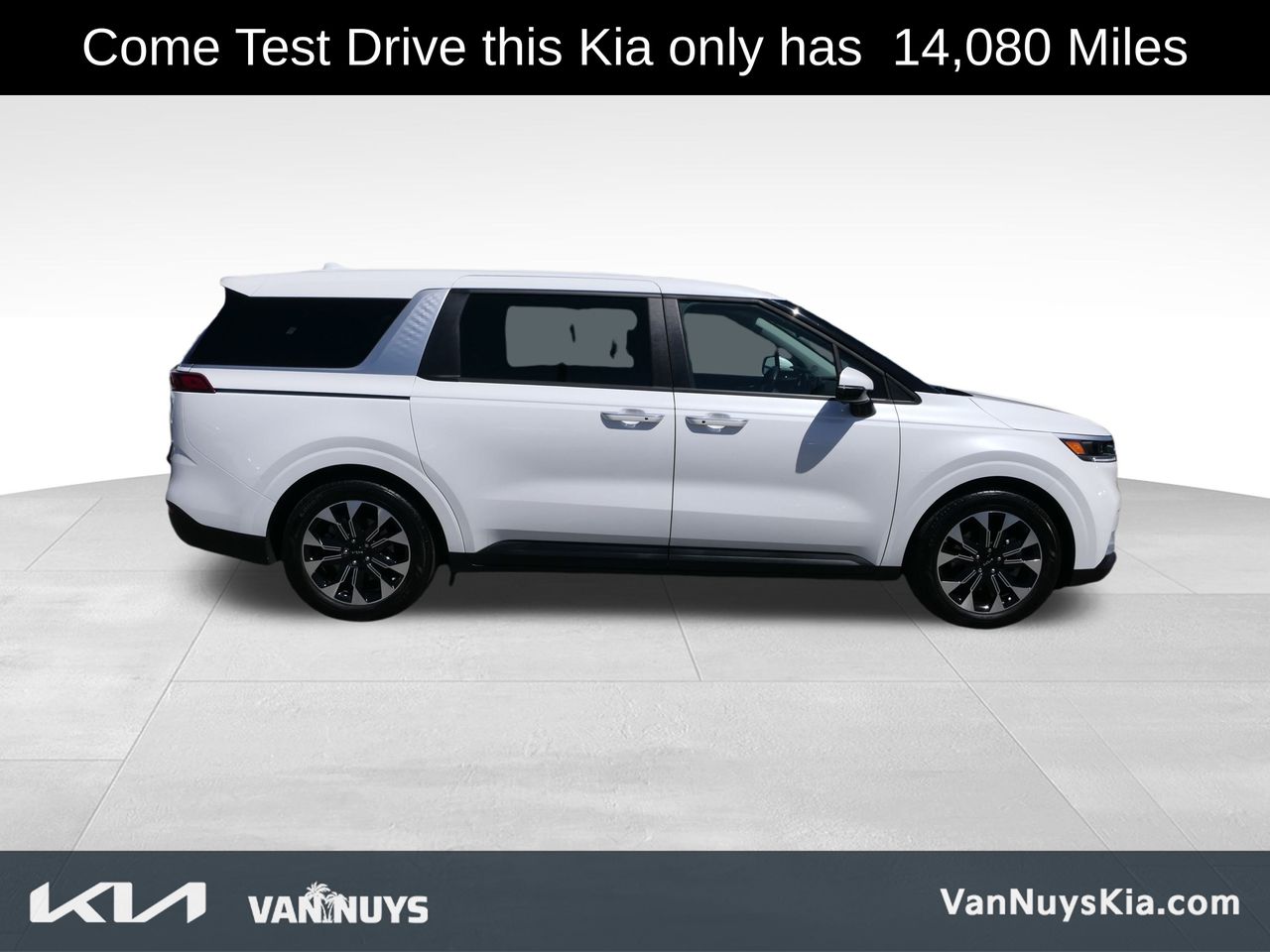 Used 2024 Kia Carnival EX with VIN KNDNC5H32R6405778 for sale in Los Angeles, CA