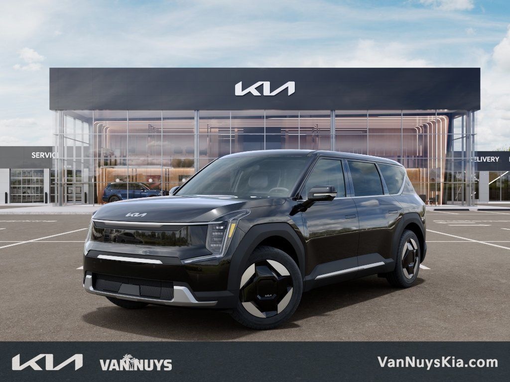 New 2026 Kia EV9 Light Long Range SUV