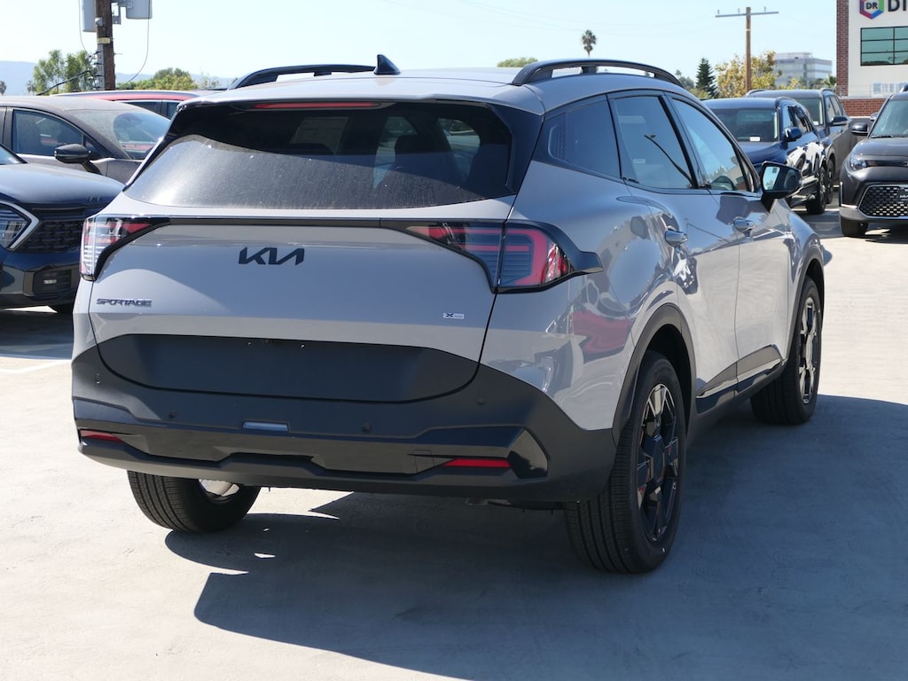 New 2026 Kia Sportage Hybrid EX SUV