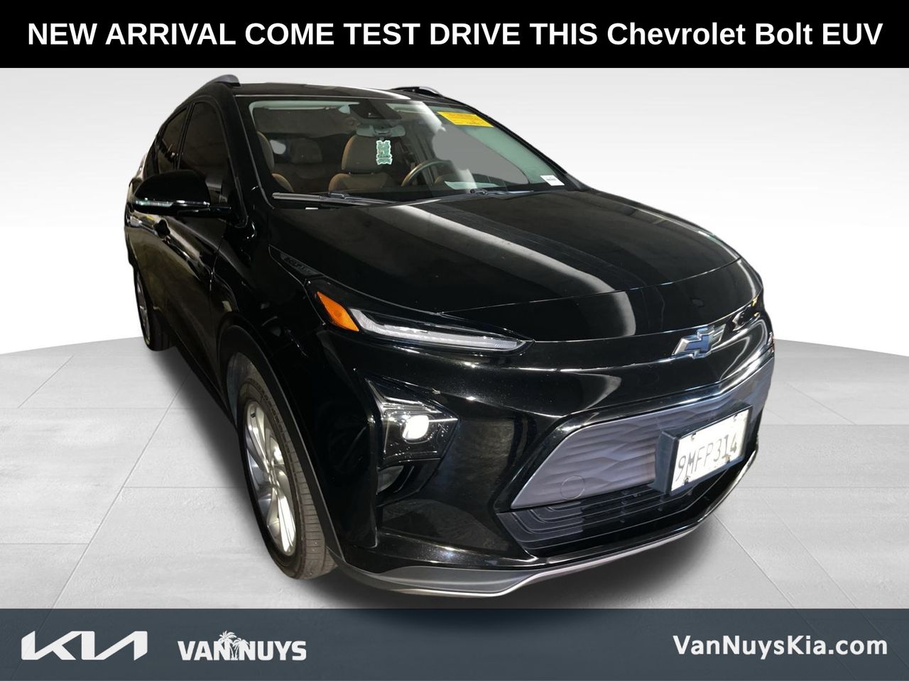 2023 Chevrolet Bolt EUV photo 3