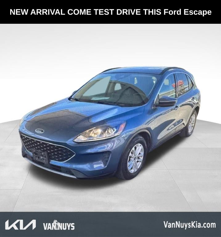 2020 Ford Escape SE