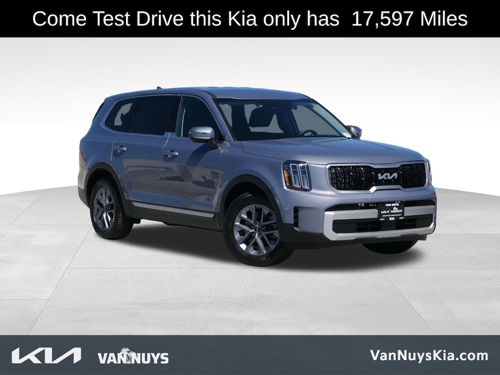 Used 2024 Kia Telluride LX SUV