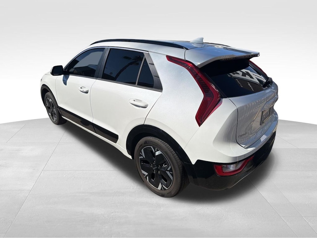 Used 2023 Kia Niro EV Wind SUV