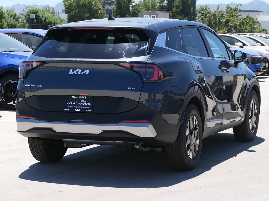 New 2026 Kia Sportage Hybrid LX SUV