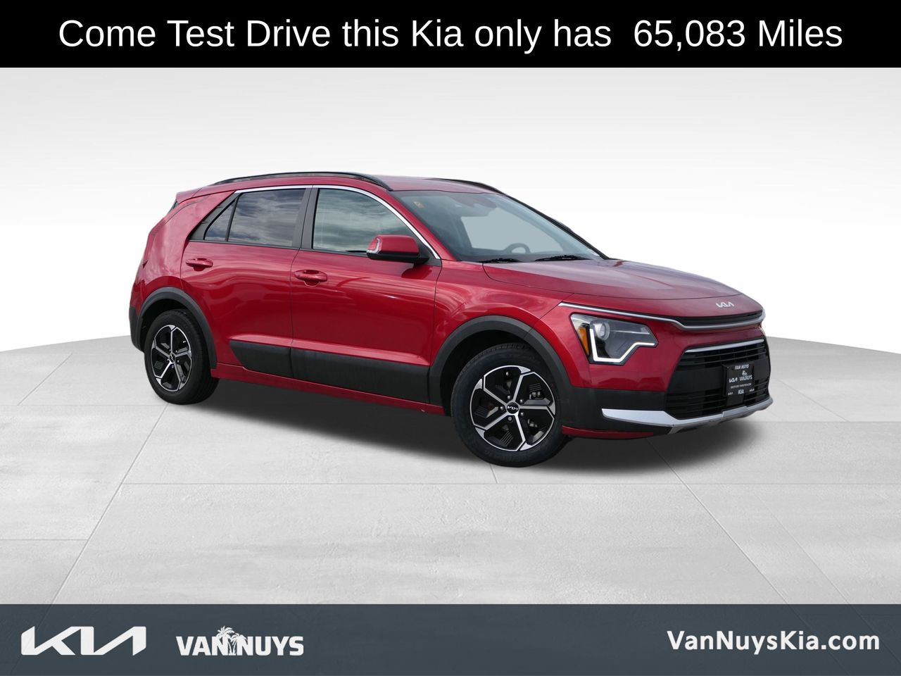 2023 Kia Niro EX's photo