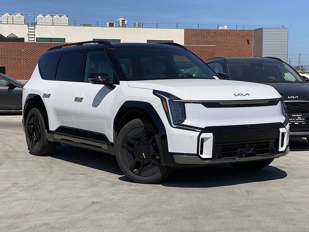New 2026 Kia EV9 GT-Line
