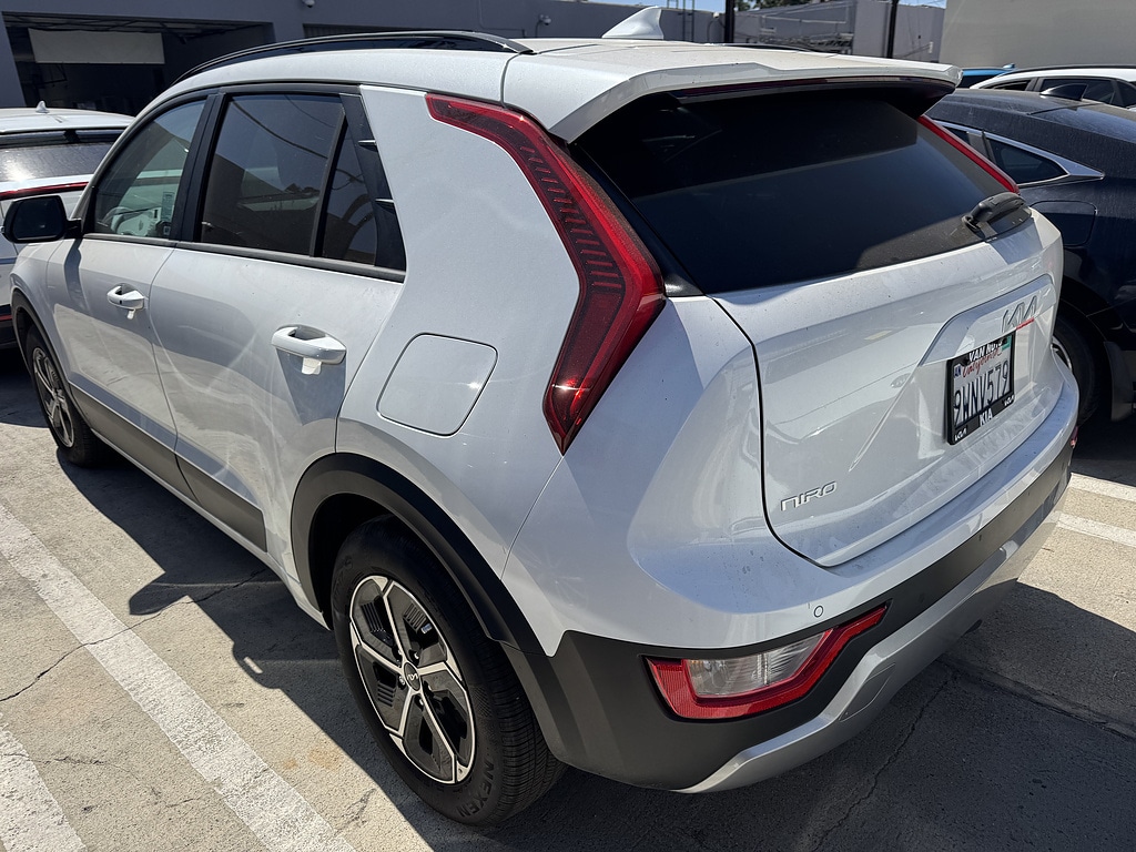 Certified 2025 Kia Niro EX SUV