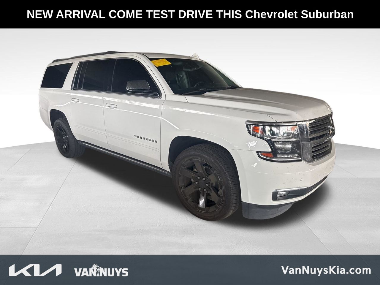 2017 Chevrolet Suburban Premier photo 2