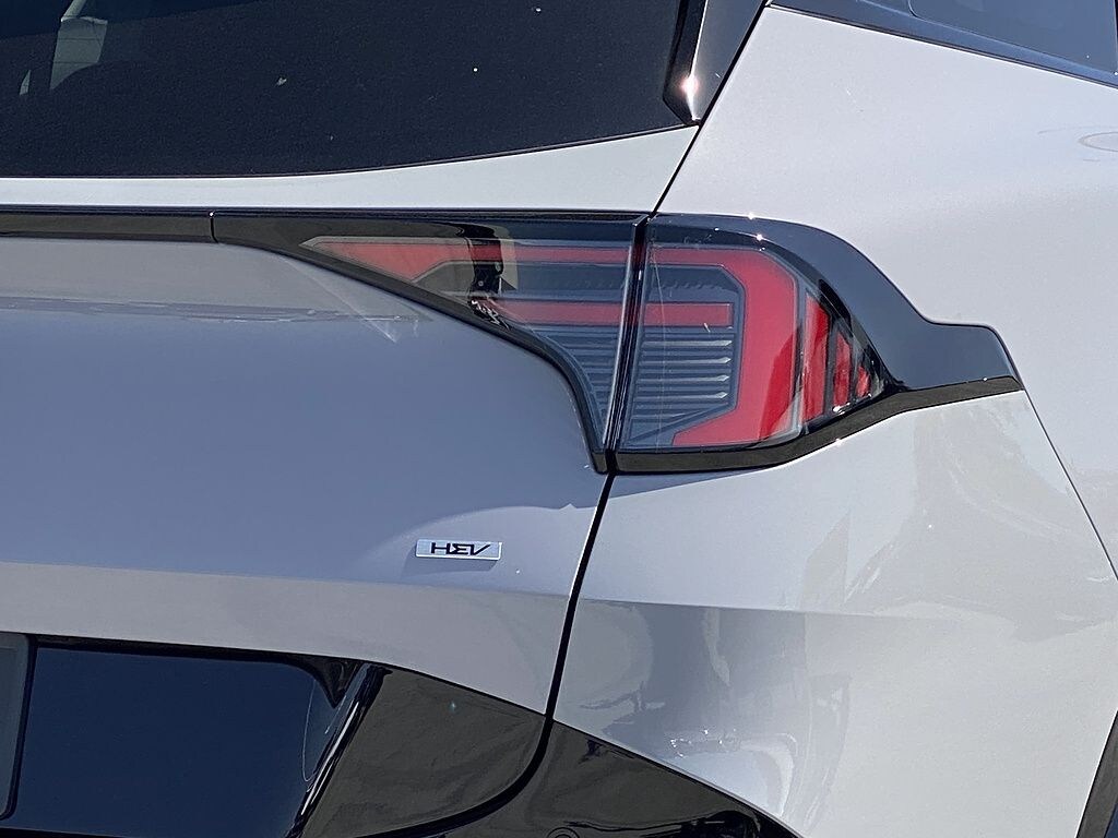 New 2026 Kia Sportage Hybrid SX-Prestige SUV