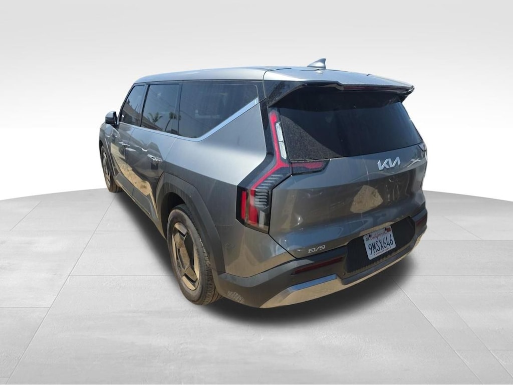 Used 2024 Kia EV9 Light Long Range SUV