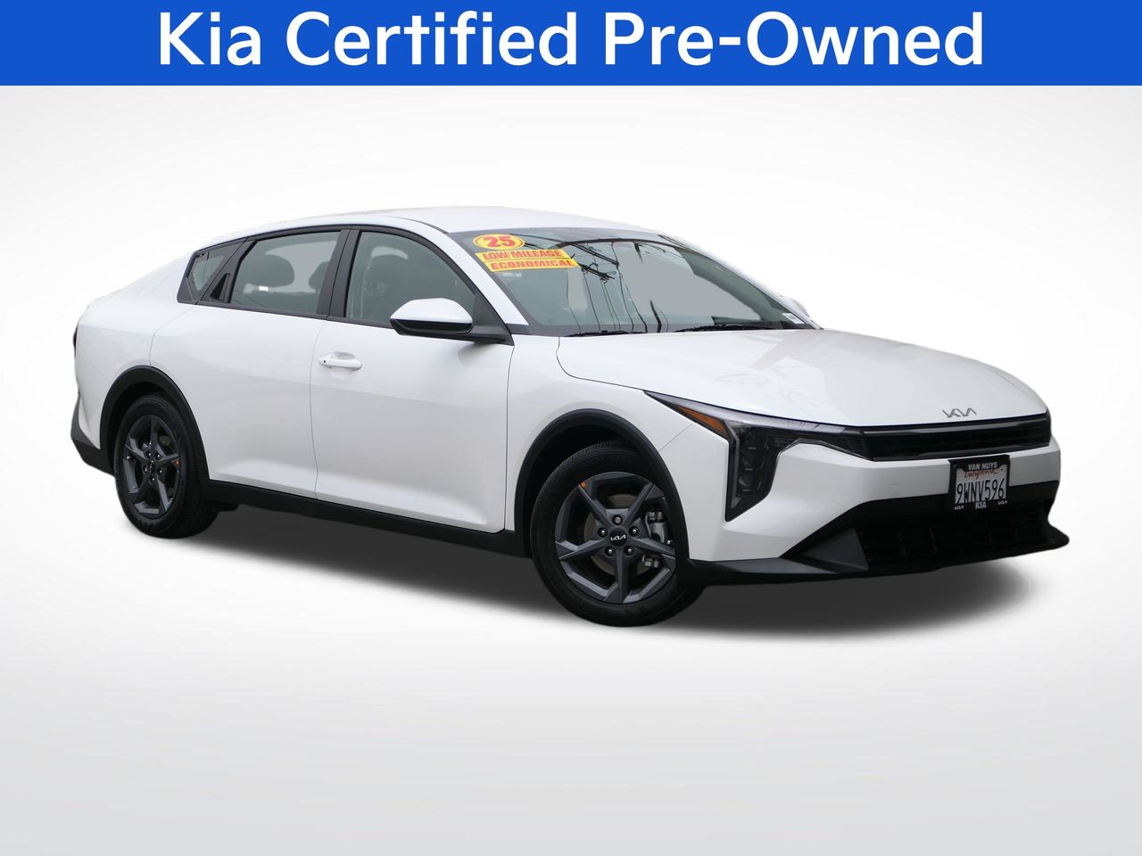 2025 Kia K4 LXS AT's photo
