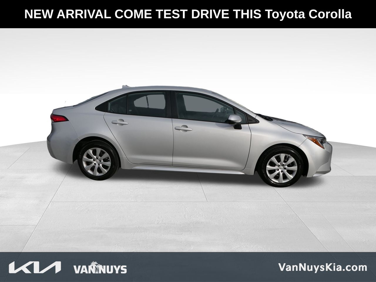 2024 Toyota Corolla LE photo 2