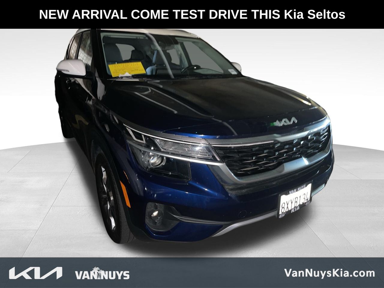 2022 Kia Seltos S photo 2