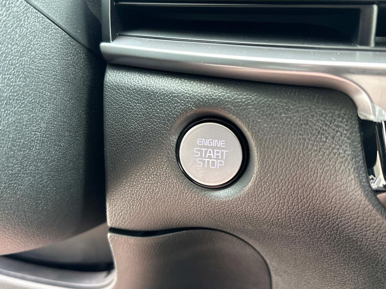 2025 Kia Sorento EX Hybrid - Photo 25