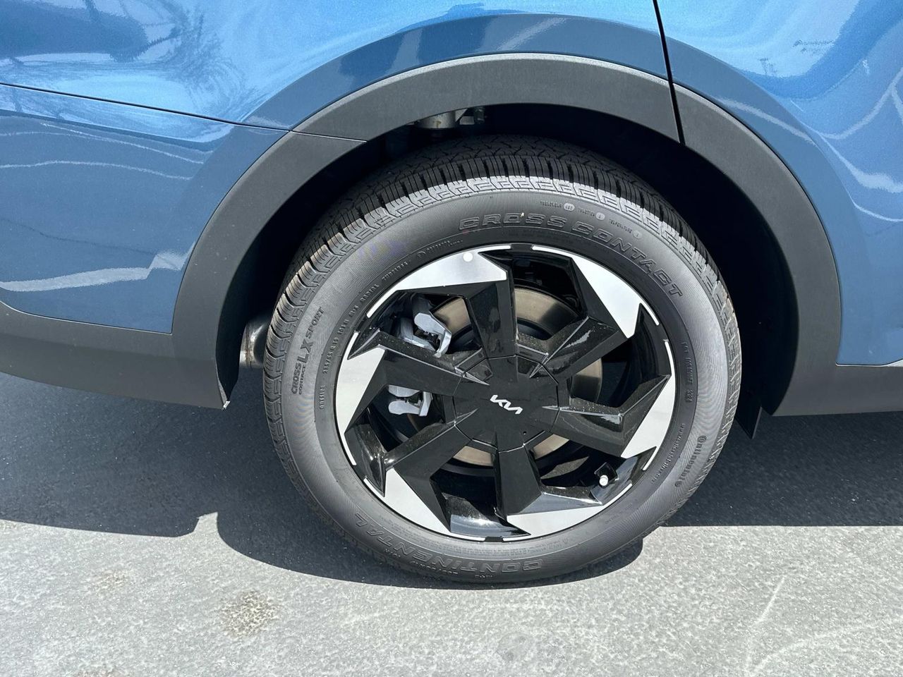 2025 Kia Sorento EX Hybrid - Photo 8