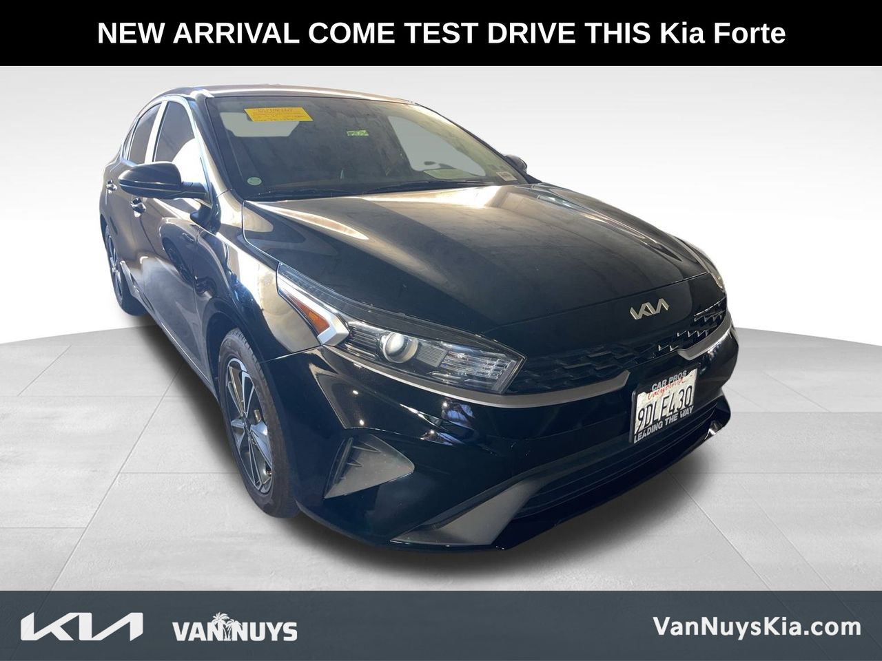 2023 Kia Forte LXS photo 3