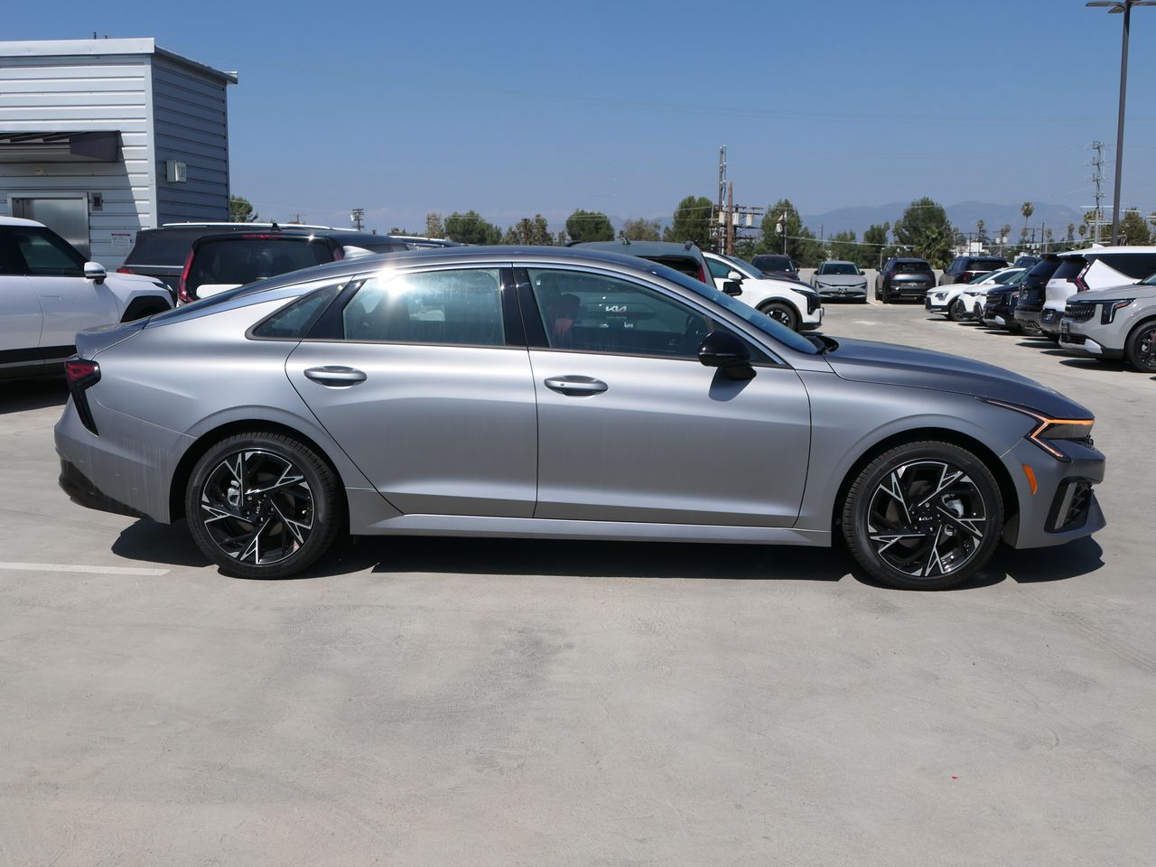 2026 Kia K5 GT-Line photo 2