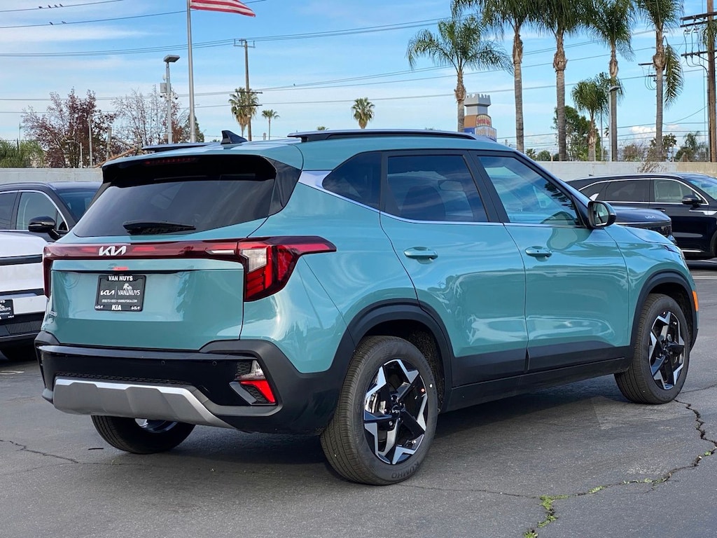 New 2026 Kia Seltos EX SUV