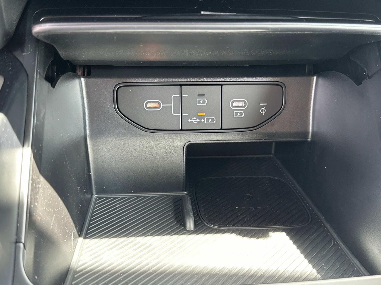 2025 Kia Sorento EX Hybrid - Photo 23