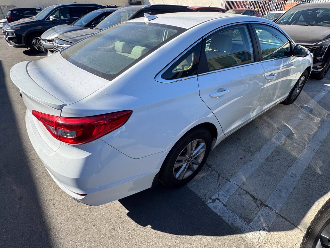 Used 2015 Hyundai Sonata SE Sedan