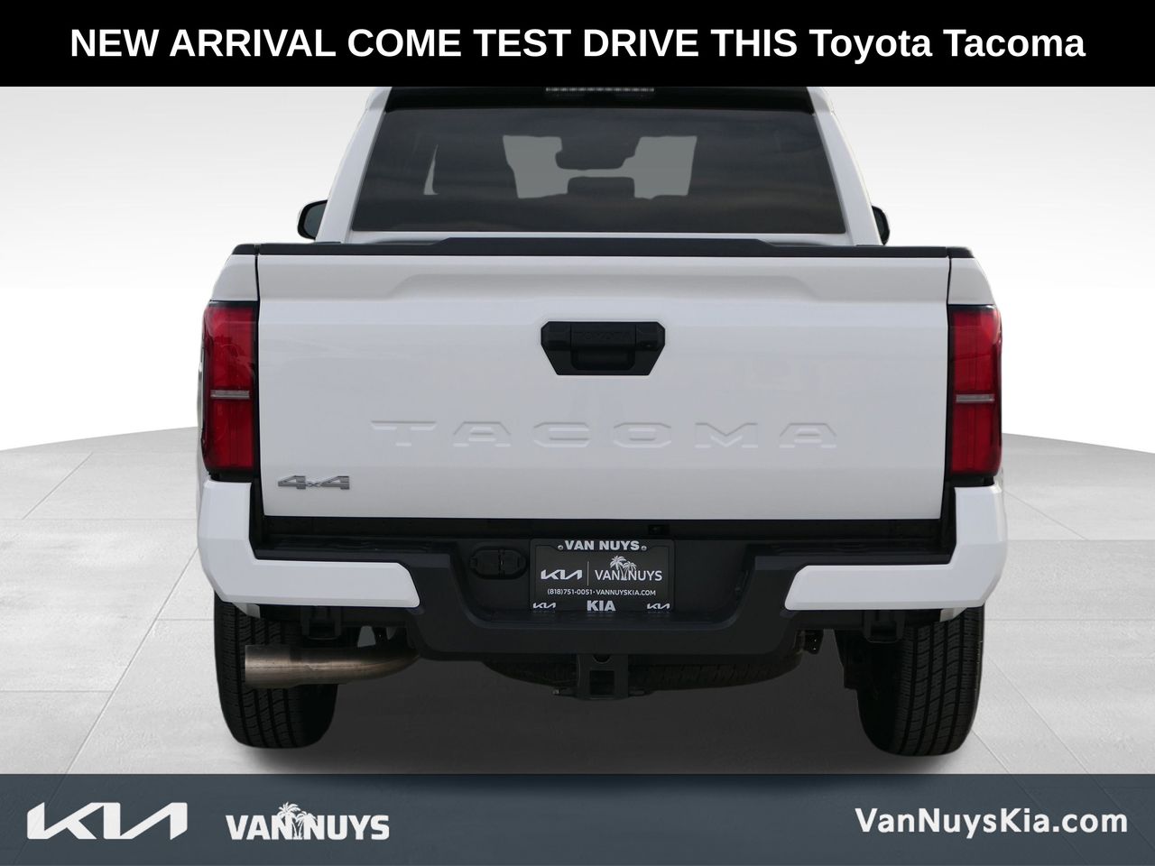 2025 Toyota Tacoma SR5 photo 4