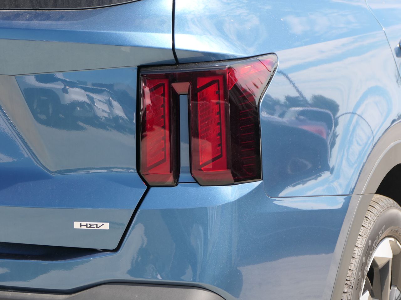 2025 Kia Sorento Hybrid EX photo 4