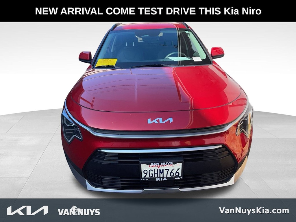 Used 2023 Kia Niro EX SUV