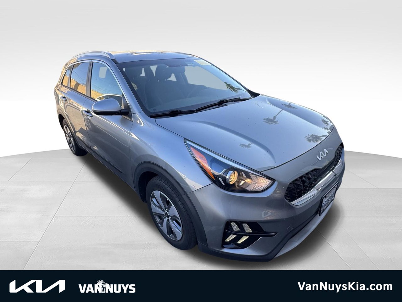 Used 2022 Kia Niro LX SUV